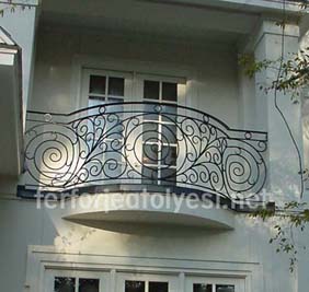 Ferforje Balkon Modelleri 09